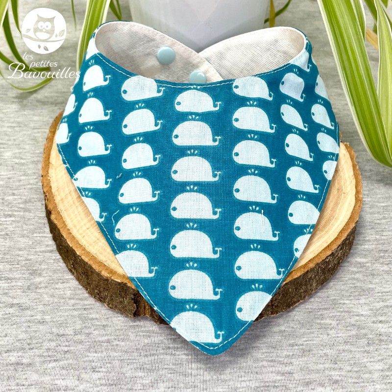 Bavoir bandana imperméable baleine